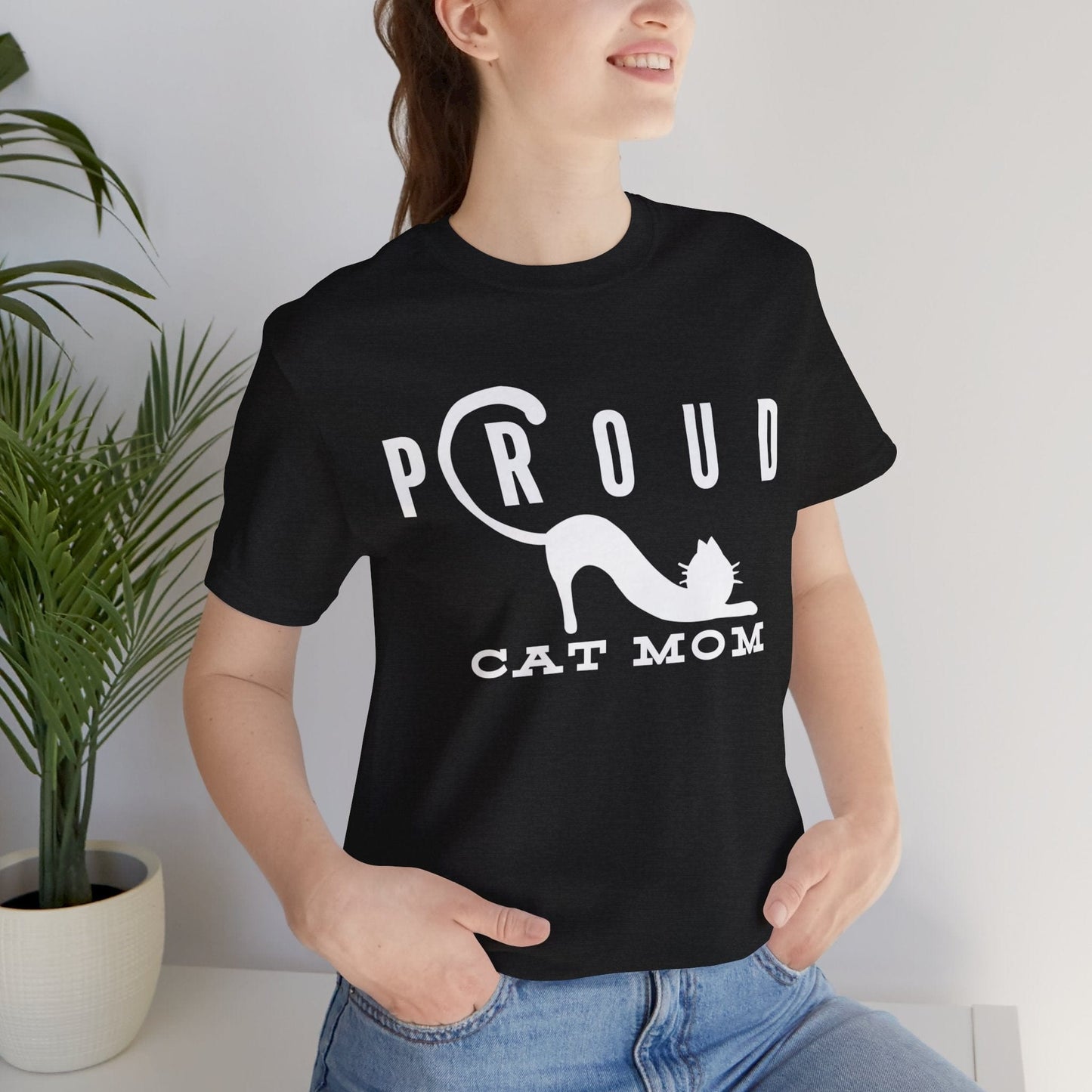 Proud Cat Mom Tee T-Shirt