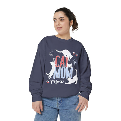 Silly Cats Mom Funny Sweatshirt Sweatshirt