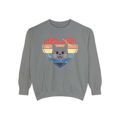 Vintage Retro Cat Lover Heart Sweatshirt Sweatshirt Grey / S